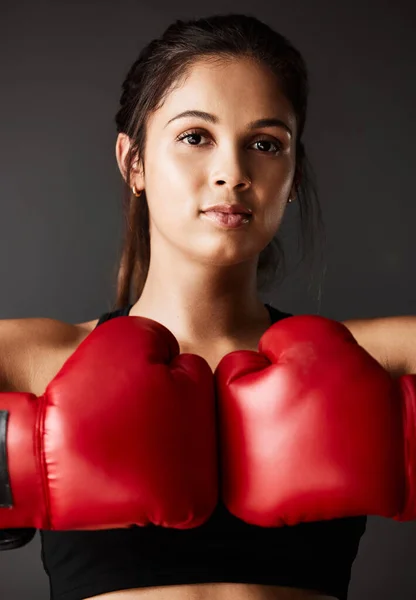 Its Time Cropped Portrait Attractive Young Female Boxer Training Gym — Stock Photo, Image