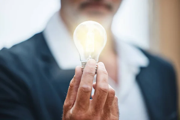 Theres Better Way Ill Find Unrecognisable Businessman Holding Lightbulb — Stockfoto