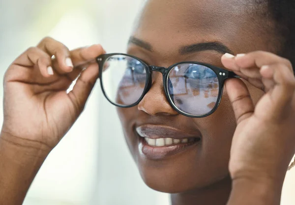 Bad Vision Longer Keep Closeup Shot Young Businesswoman Wearing Glasses — Stock fotografie