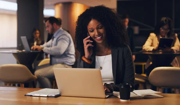 Making Headway Another Great Venture Young Businesswoman Talking Cellphone While — Stock Photo, Image