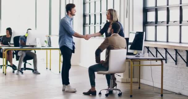 Welcome Handshake Office Workers Meeting New Employee Digital Marketing Design — Stockvideo