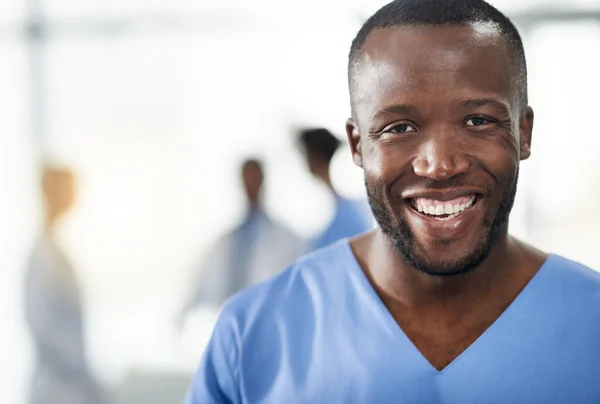 Happy Smiling Professional Doctor Hospital Closeup Portrait Blurred Background Confident — Foto Stock
