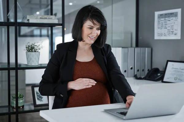 Everything Seems Order Including Little One Attractive Pregnant Businesswoman Sitting — Fotografia de Stock