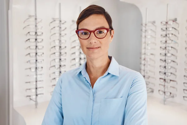 Helping You See Priority Portrait Confident Young Woman Working Optometrists — 图库照片