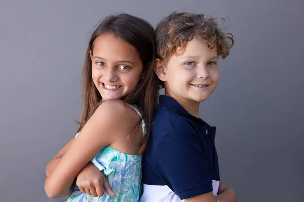 Being Siblings Means Youll Always Have Each Others Back Little — Foto Stock