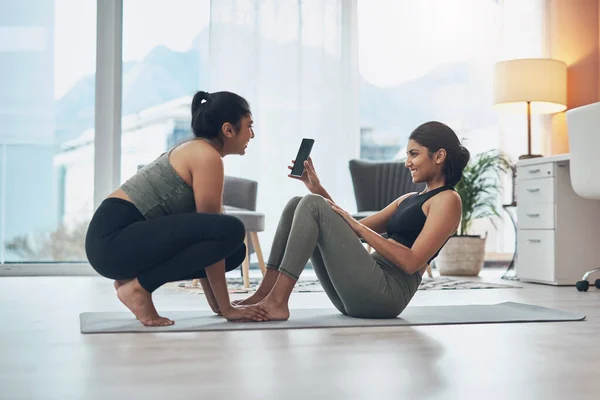 She Motivates Keep Going Two Beautiful Young Women Exercising Together — Foto Stock