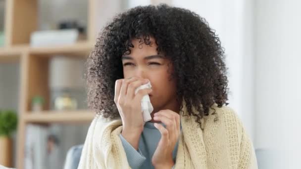 Sick Woman Covid Blowing Her Nose Tissue While Covering Herself — Stok video