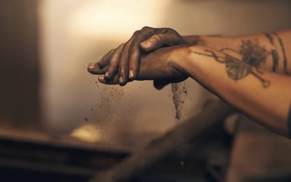 All Glitters Sometimes Coal Unrecognisable Woman Dusting Dirt Her Hands — Stock fotografie