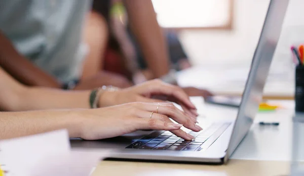 Best Design Resources Click Away Unrecognisable Businessman Businesswoman Using Laptop — 스톡 사진