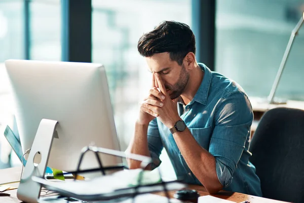 Businessman Suffering Headache Migraine Due Stress Caused Deadlines Work Pressures — Fotografia de Stock