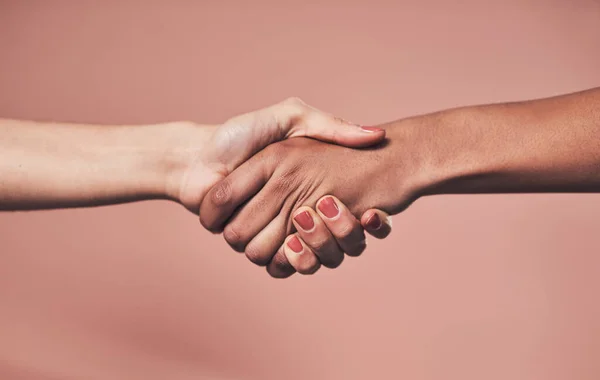 Lets Together Two Unrecognizable Women Shaking Hands — Fotografia de Stock