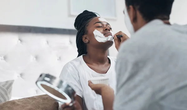 Its Time Turn Meaning Masculinity Young Couple Getting Homemade Facials — Zdjęcie stockowe