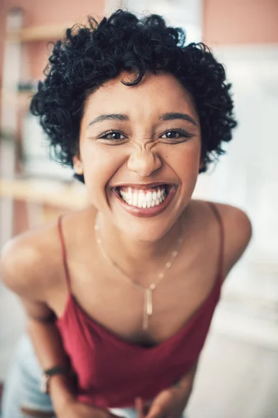 Mission Spread Some Positivity Beautiful Young Woman Smiling Camera — Fotografia de Stock