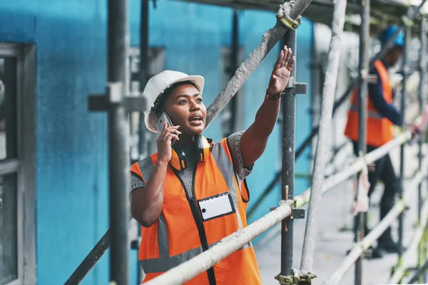 Springing Action Supervisor Young Woman Talking Cellphone While Working Construction — Photo