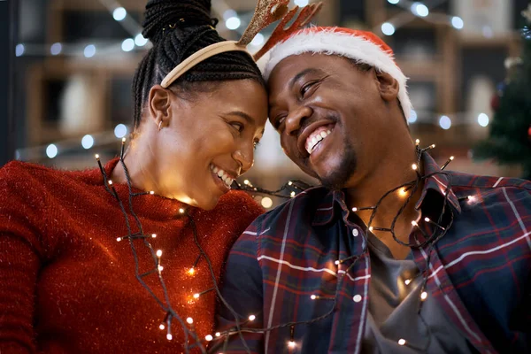 Magic Christmas Wonderful Feeling Young Couple Celebrating Christmas Home —  Fotos de Stock