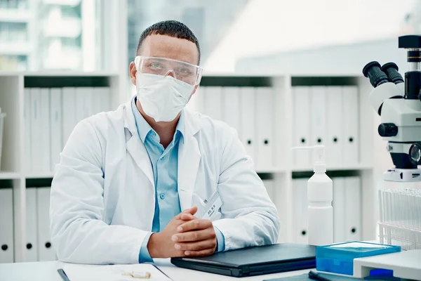 Cover Your Safety Counts Portrait Young Scientist Using Laptop While — Foto Stock