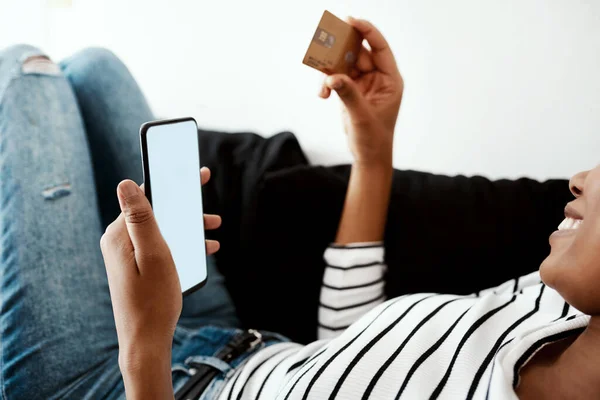 Leaving Sofa Today Woman Using Smartphone Credit Card Sofa Home — 图库照片