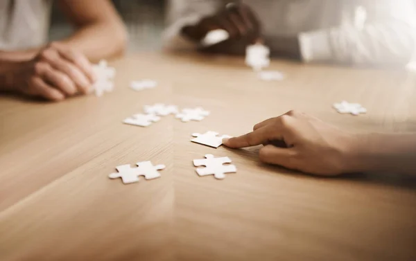 Business People Brainstorming Solution Problem Solving Showing Teamwork Working Together — Stockfoto