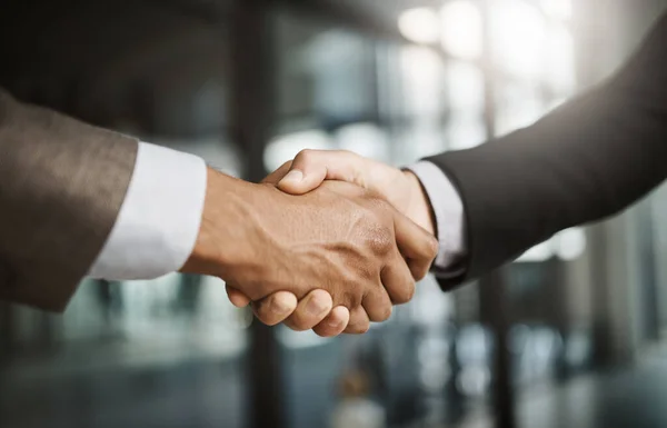 Business Men Handshake Hand Showing Success Support Trust Sign Symbol — Stockfoto