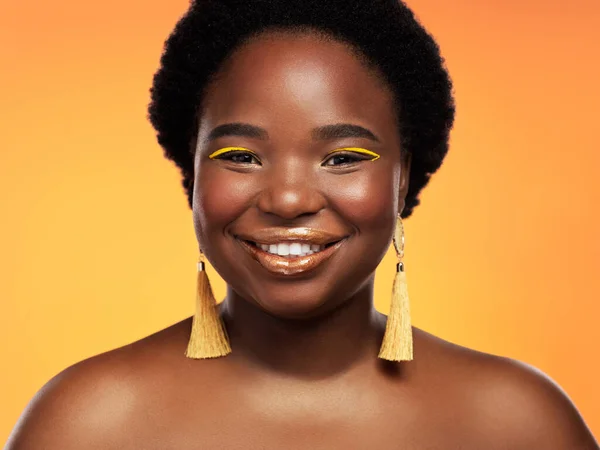 Gold Really Colour Studio Shot Beautiful Young Woman Posing Orange — Photo