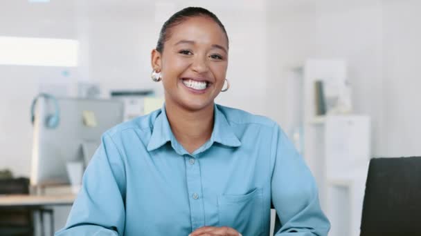 Happy Proud Confident Black Female Lawyer Laughing Sitting Desk Modern — Stockvideo