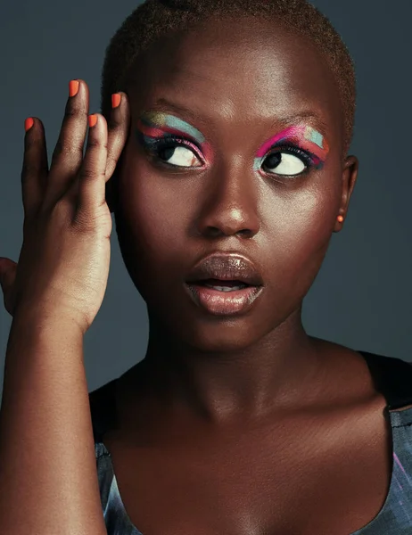 Color Never Out Season Beautiful Woman Wearing Colorful Eyeshadow While — Fotografia de Stock