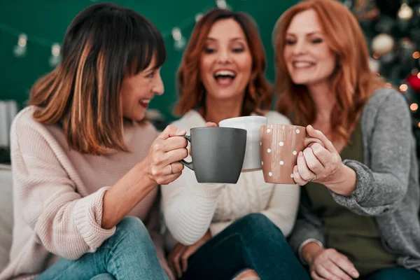 Lifetime Memories Three Attractive Women Having Coffee Sofa Together Home — Stockfoto