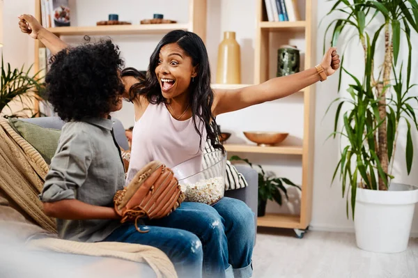 Thats Spirit Young Mother Celebrating While Watching Baseball Game Her — Foto Stock