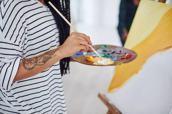 Give Shape Color Whats Your Mind Unrecognizable Woman Holding Painters — Stock fotografie