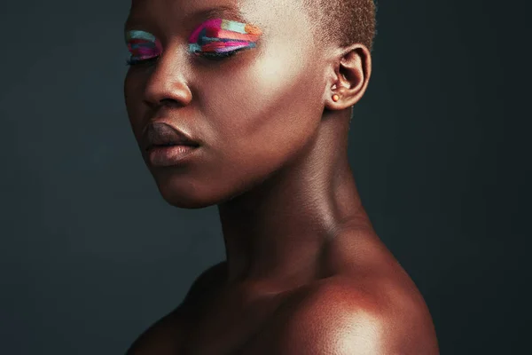 Feel Beautiful Color Beautiful Woman Wearing Colorful Eyeshadow While Posing — Fotografia de Stock