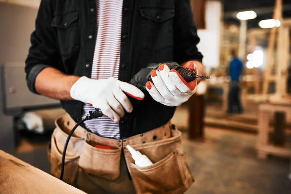 Ready Get Drill Unrecognizable Carpenter Holding Electric Drill Workshop — Stockfoto