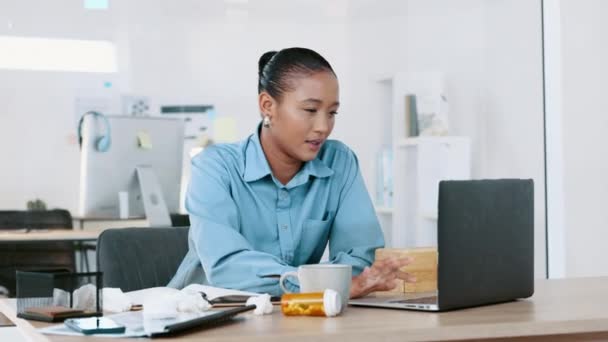 Ill Tired Sick Business Woman Working Her Office Sneezing Blowing — 비디오