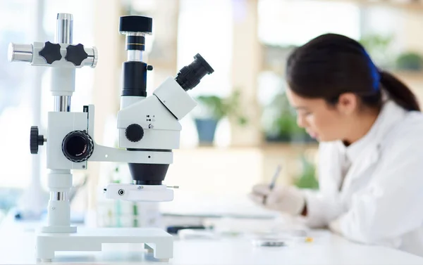 Another Day Make Some New Discoveries Microscope Lab Young Scientist — Stockfoto