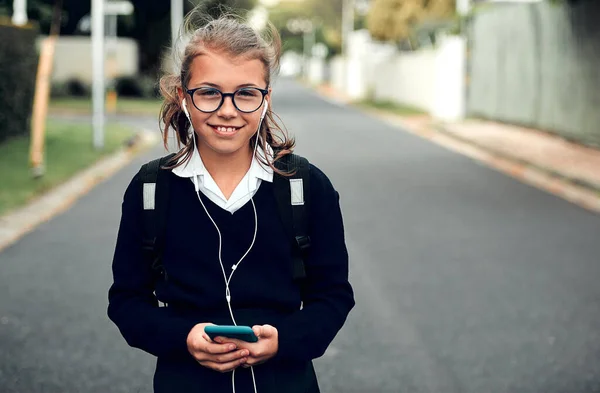 Jams Get Pumped Ready Learn Portrait Adorable Young Schoolgirl Listening — Stok fotoğraf