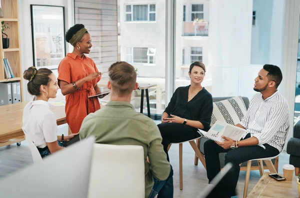 Make Sure Listen Eachother Diverse Group Businesspeople Sitting Office Together — Fotografia de Stock