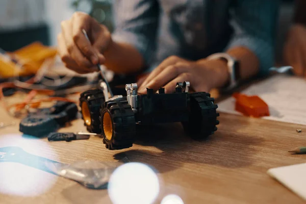 Bot Running Time Unrecognizable Young Boy Building Robotic Toy Car — Foto Stock
