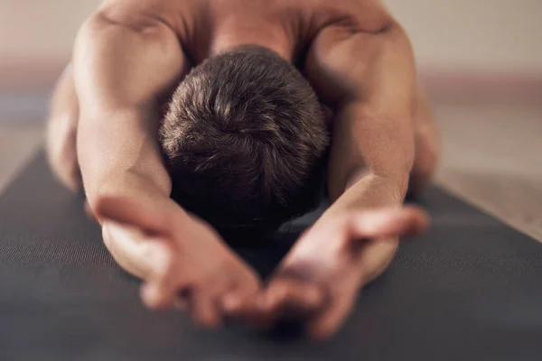 Let Zen Take Unrecognizable Man Stretching Practicing Yoga Indoors — Photo