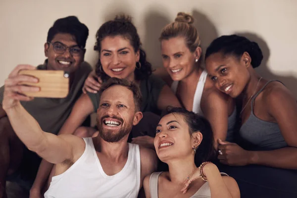 Post Workout Selfies Always Best Group Young People Taking Selfies — kuvapankkivalokuva