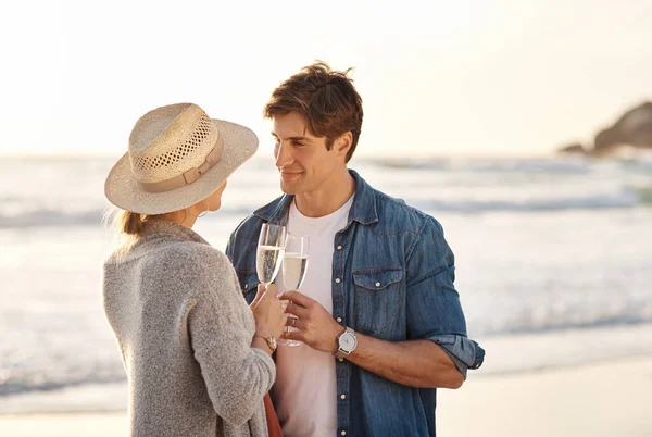 Summer Considered Most Romantic Season Middle Aged Couple Having Champagne — Stockfoto