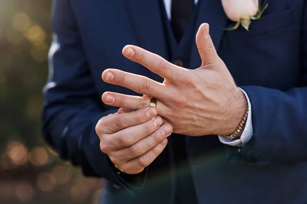 Gold His Finger Symbolises Commitment Unrecognizable Bridegroom Adjusting His Ring — 图库照片