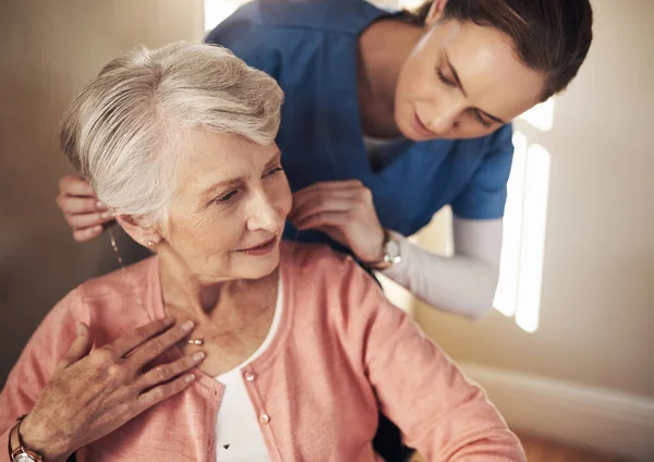 Everything Okay Senior Woman Wheelchair Being Cared Nurse — Foto de Stock