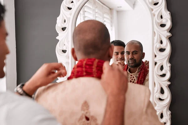 Almost Done Look Young Best Man Helping Groom Getting Dressed — Photo