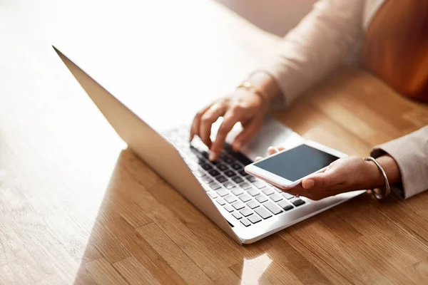 Two Connections Always Better One Unrecognizable Businesswoman Using Cellphone Laptop — Foto Stock