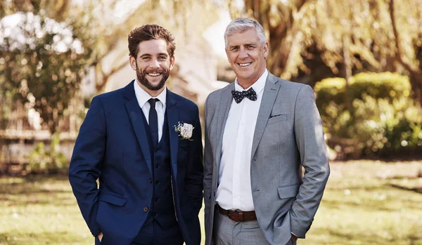 Fathers Foot Steps Cropped Portrait Handsome Young Bridegroom Smiling While — Stok fotoğraf