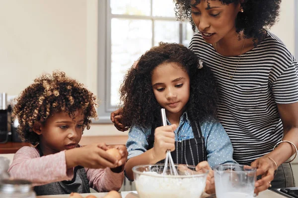 Were Almost Ready Next Step Two Children Baking Home Help — Stockfoto