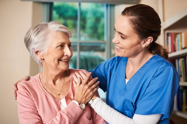 Can Always Depend You Female Nurse Her Senior Patient — Stockfoto