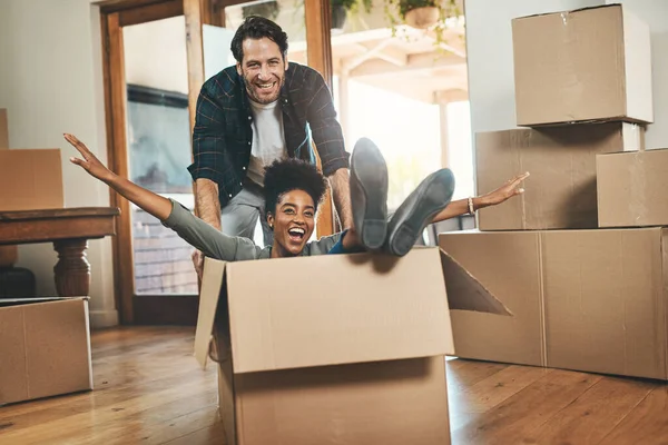 Homeowners Moving Having Fun Feeling Carefree Excited While Playing Joking — Stockfoto