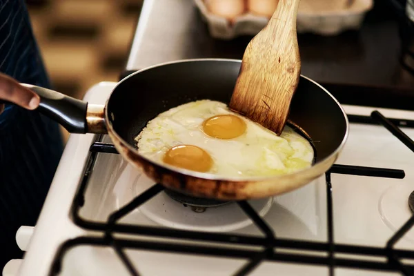 Eggs Always Make Good Breakfast Unrecognizable Man Frying Eggs While — Photo