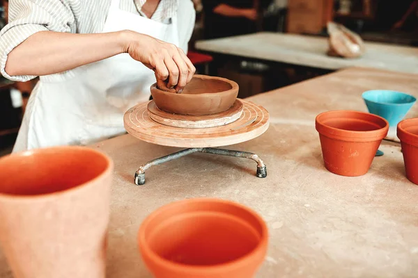 Its Just Bowl Its Art Unrecognizable Woman Shaping Clay Pot — Photo