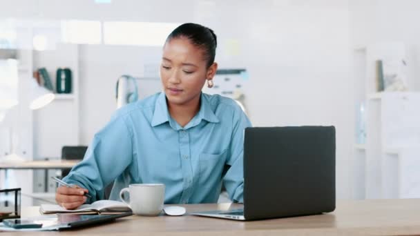 Female Business Worker Working Computer While Busy Office Desk Modern — Wideo stockowe